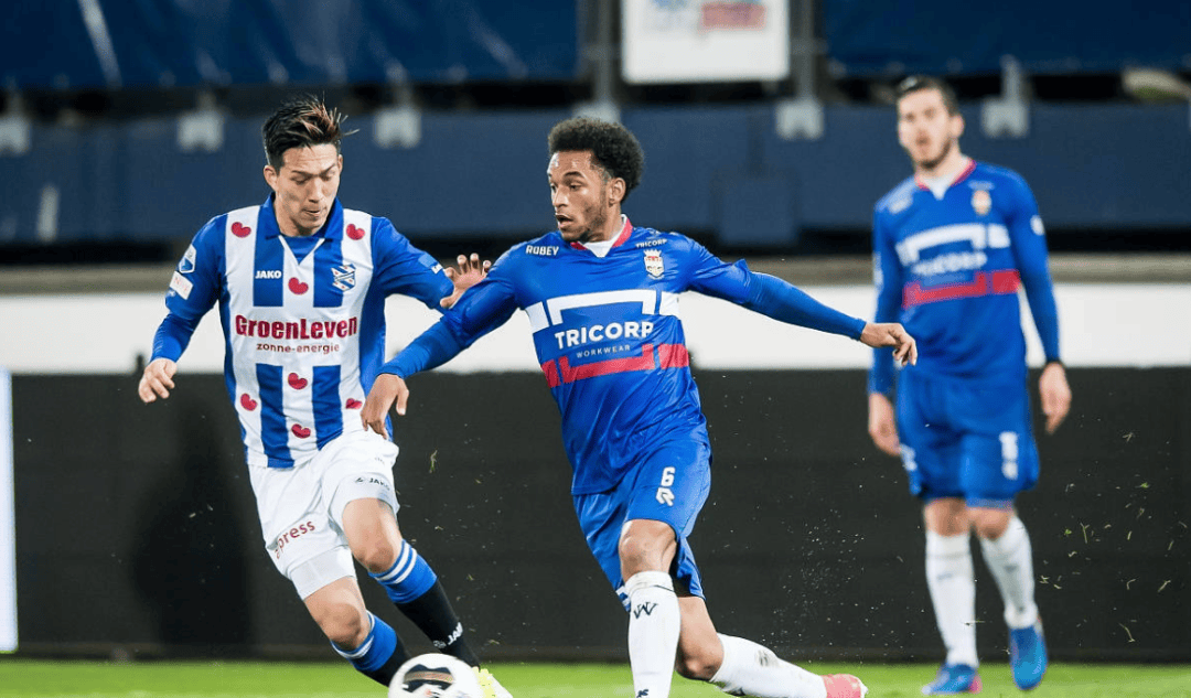 以及对世界 以及对世界