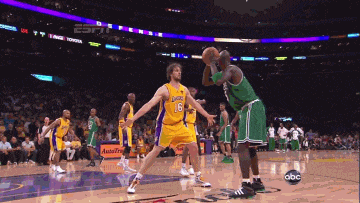 中场球员刘 中场球员刘